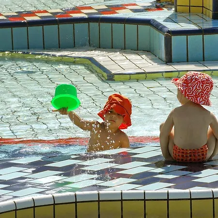 Vakantiehuis Holiday Zaton Holiday Resort.37 Nin